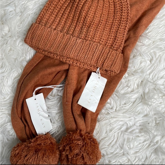 New Jamie Kay Winter set Beanie + Scarf - Picture 4 of 6